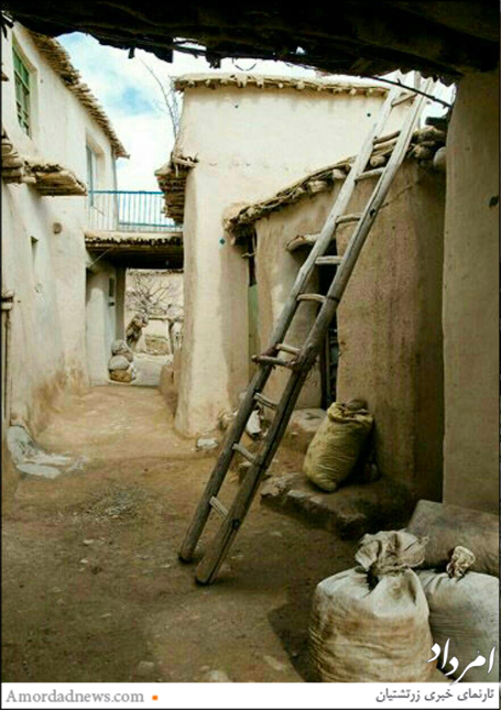 بافت کاهگلی خانه‌ها از ویژگی‌های روستای پریان است