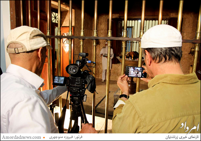 تصویر برداری بخشی از مستند  غیر سینمایی بلند با عنوان نوروز نگاهی نو در آتشکده یزد انجام شد