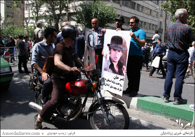 مردم از شهرهای دیگر هم برای بدرود با ناصر ملک&zwnj;مطیعی آمدند