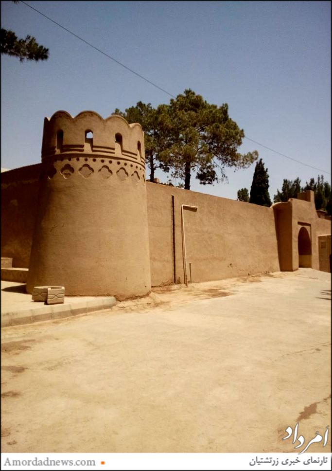 بنای &laquo;ستی&zwnj;پیر&raquo; مانند قلعه خشتی است