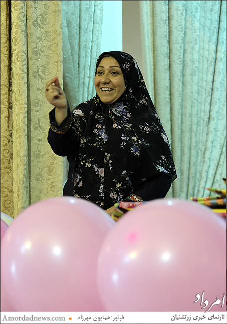 ملیحی آموزگار پایه اول دبستان گیو