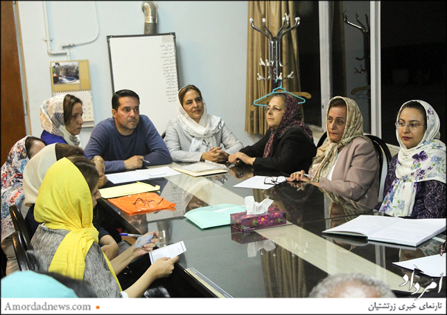 انتخابات در محل اتاق کمیسیون‌های مجموعه دینی، فرهنگی، ورزشی زرتشتیان شیراز برگزار شد