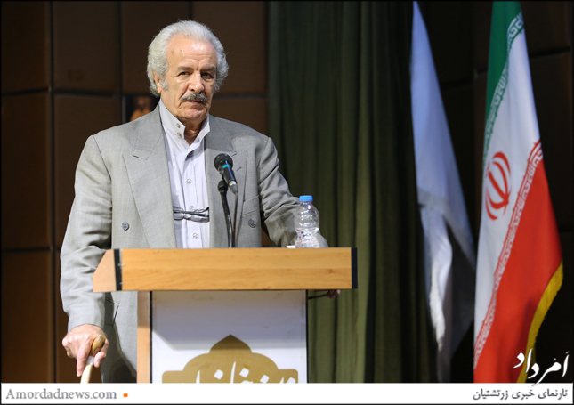 علیرضا شجاع پور چکامه‌سرا و از داوران جشنواره شعر شاهنامه
