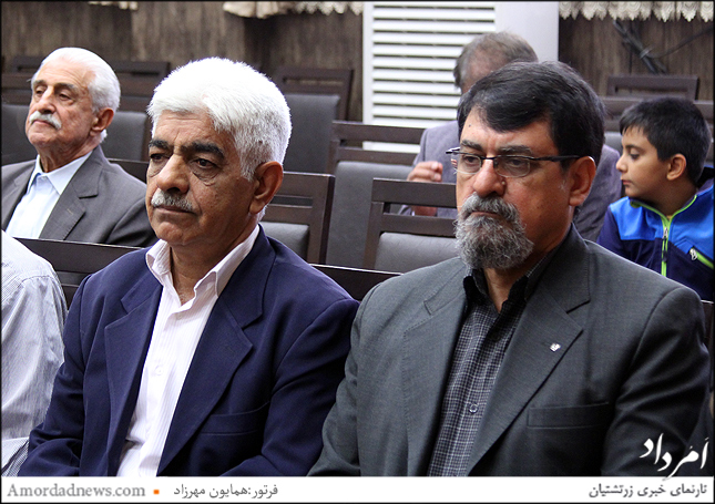 چهره سمت راست رستم خسرویانی فرنشین انجمن زرتشتیان تهران