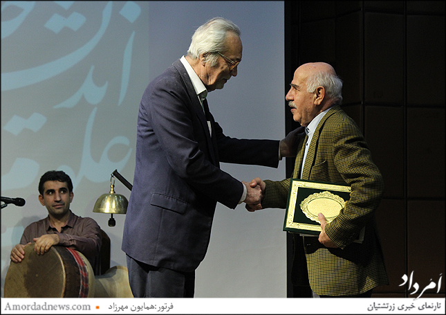 خلبان علیرضا نمکی