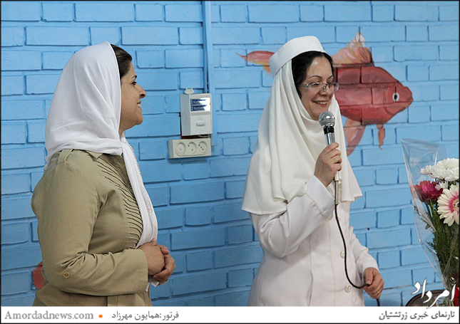 موبد راشین جهانگیری با پرسش و پاسخ سفره آیینی را آموزش داد