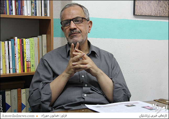   احمد مسجدجامعی، عضو کنونی و رییس پیشین شورای شهر تهران و وزیر ارشاد در دولت هشتم محمد خاتمی  