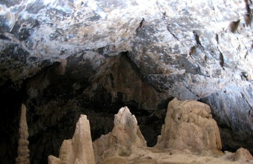 غار شگفت یزدان در عقدا یزد ثبت ملی شد