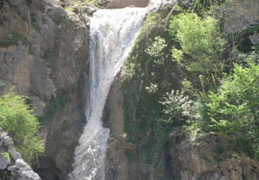 جنگل و آبشار نام نیک شاهرود