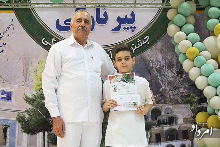 5812046077224930208 1