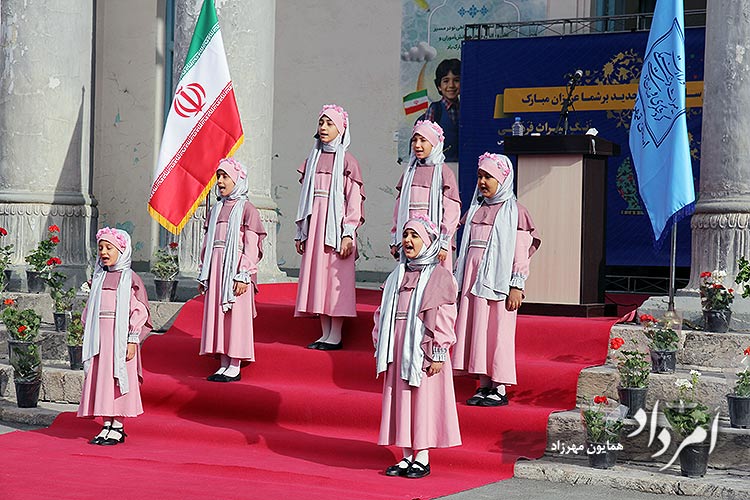 نواختن زنگ مهر دبیرستان ماندگار انوشیروان بهدست وزیر میراث فرهنگی 21 20 26