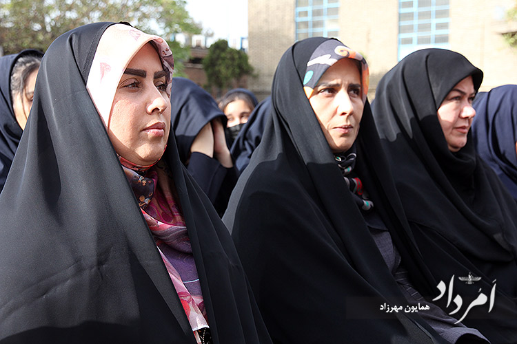 نواختن زنگ مهر دبیرستان ماندگار انوشیروان بهدست وزیر میراث فرهنگی 10 26 20