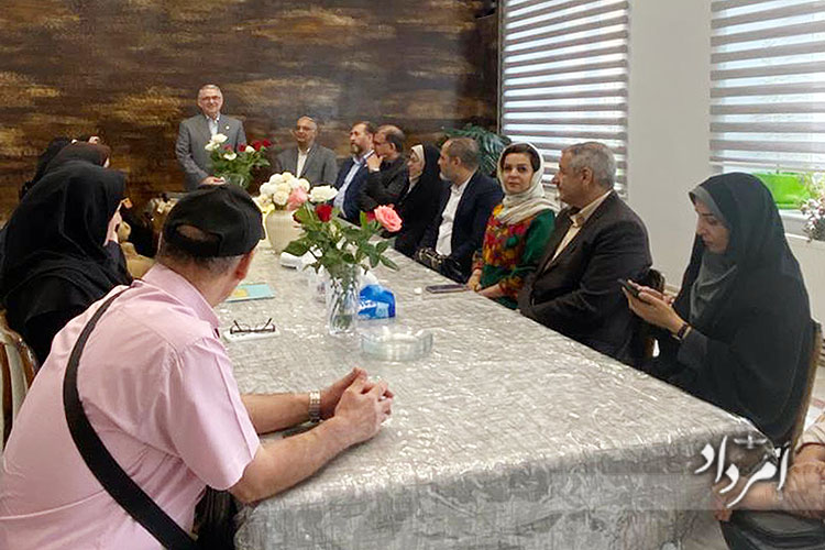 نواختن زنگ مهر دبیرستان ماندگار انوشیروان بهدست وزیر میراث فرهنگی 37 36 10