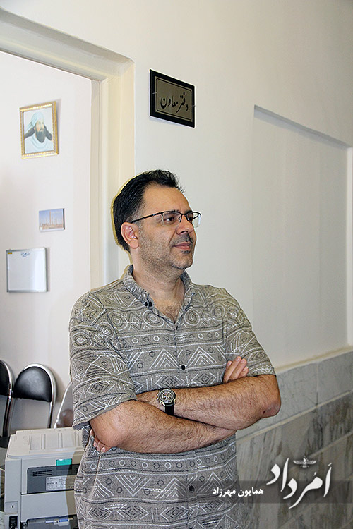 جمشیدجم، رستم آبادیان و فیروز بهرام آماده برای ورود دانشآموزان 19 4 35