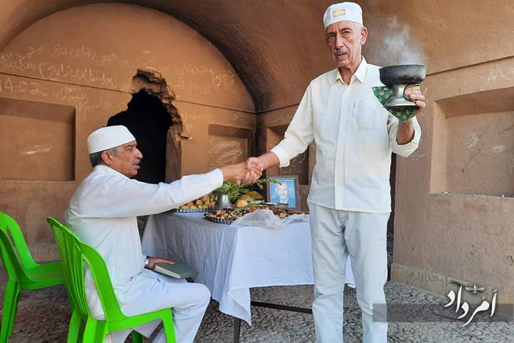 برگزاری گهنبار پیتهشهم گاه در دخمه الهآباد 4 45a35772 96ed 4c9b 80ec 3d50d137e60d