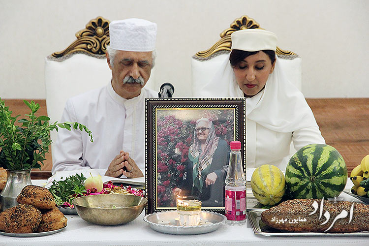 برگزاری آیین جَشَنخوانی نامگانه زندهیاد پروین مهربانی زردشتی 7 7 27