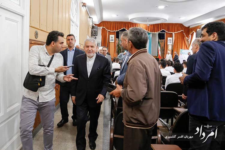 زنگ مهر دبیرستان فیروزبهرام نواخته شد 38 82A9313