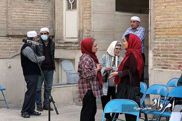 خوانش اوستای آبزور جشن آبانگان در آتشکده تهران 2 1 93