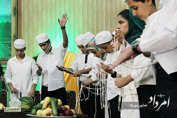 برگزاری آیین گهنبار دانشآموزی در جشن مهرگان مارکار تهرانپارس 11 12 6