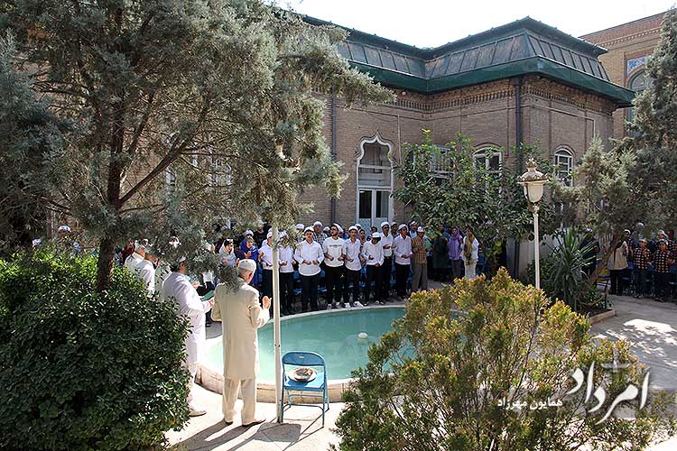 خوانش اوستای آبزور جشن آبانگان در آتشکده تهران 27 28 22