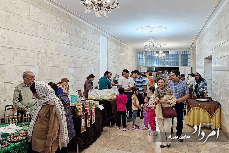 پاسداشت جشن مهرگان در مارکار تهرانپارس (بخش نخست) 34 35 3