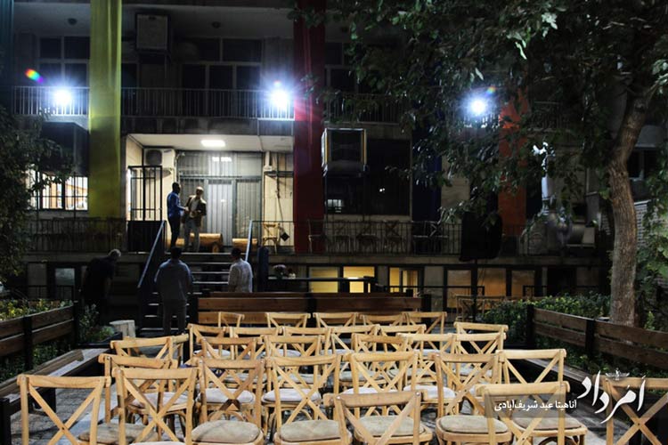 رونمایی از کتاب «گذری در سرزمین زرتشتیان» 35 36 1