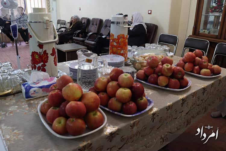 دیدار بهشید برخوردار با گروهی از کنشگران زرتشتی در کرمان 30 6003836329999322767