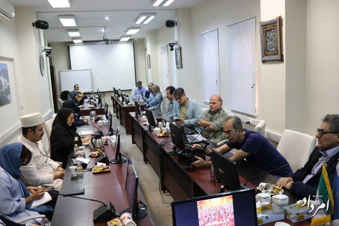 موبد سرور تاراپوروالا: میهن را آبوخاک مینامیم 2 2 6