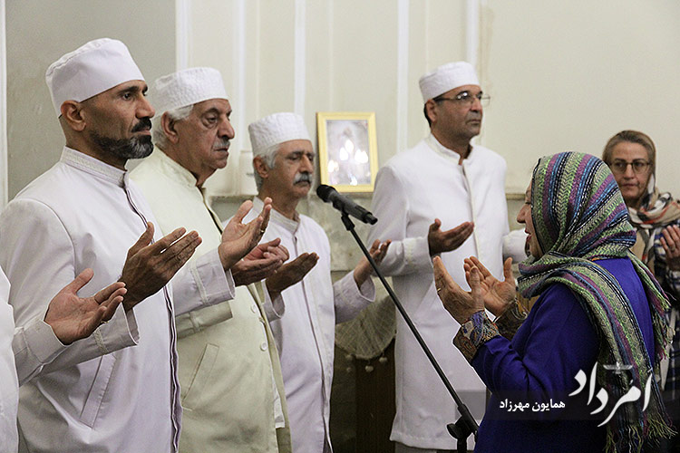 نیایش همگانی روز اردیبهشت از ماه آذر در آتشکده تهران 26 28 11