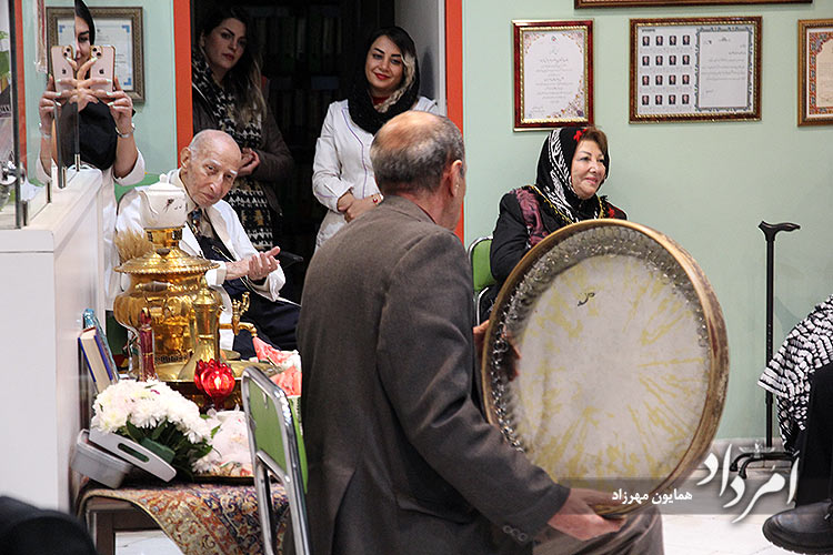 هماندیشان ایران فرهنگی به پیشواز شب چله رفت 33 37 1