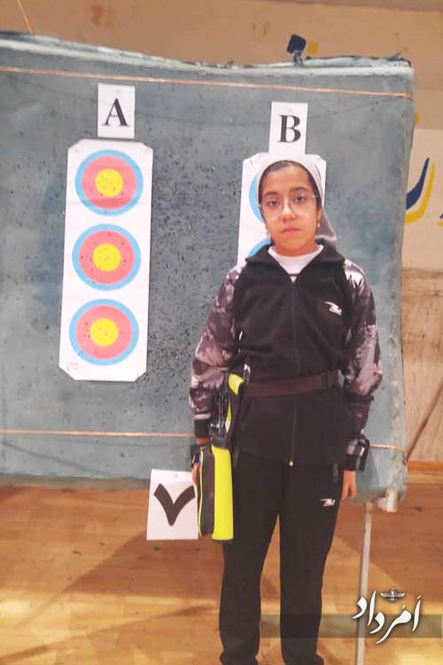 رائیکا فلفلی قهرمان تیراندازی باکمان استان یزد 2 75cde434 52b1 4faf a036 b32ad2066828