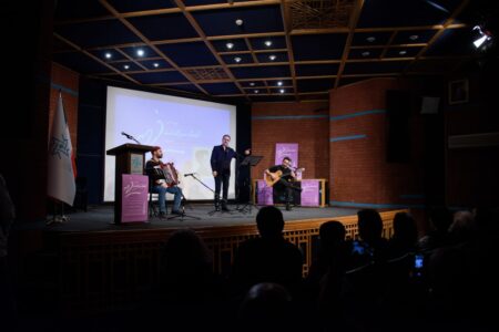 photo 5891079608688381064 y