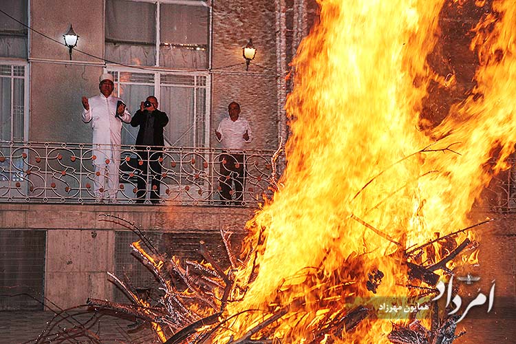 آتشافروزی آیین جهانی سده در آتشکده تهران 30 39