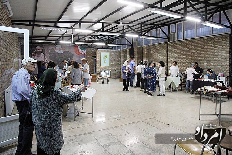 برگزاری همایش فروش هنرهای دستی در خانه فرهنگ و هنر زرتشتیان 3 2 9
