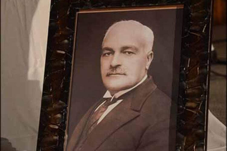 ارباب کیخسرو شاهرخ