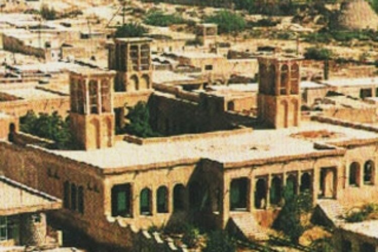 1511602575kolahfarangi