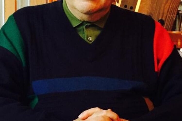 1منوچهر ایران‌پور