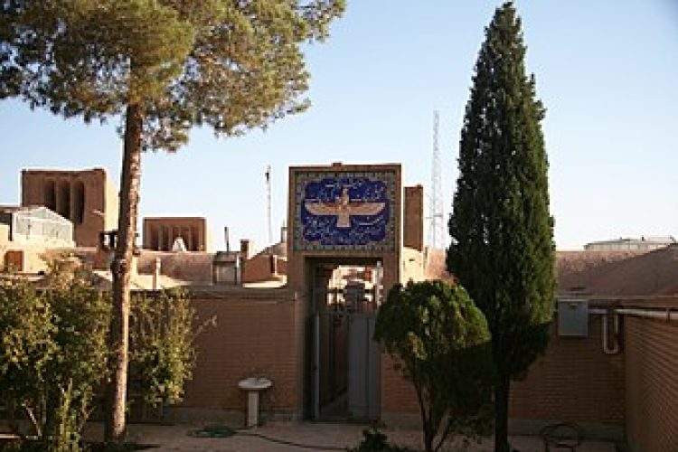 338px-Entrance_to_the_Zoroastrian_temple_in_Mazra_Kalantar