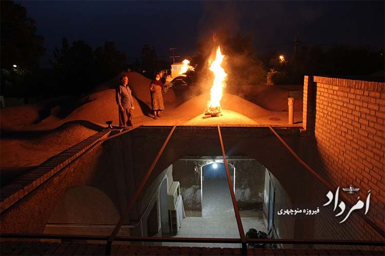 آتش روی بام