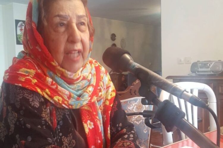 D1736580T14642112(web)(b)