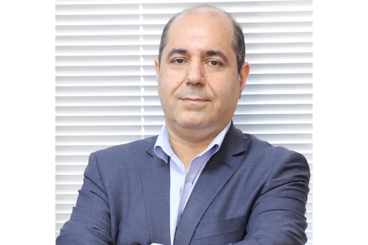 IMG-رستم شاه‌گشتاسبی