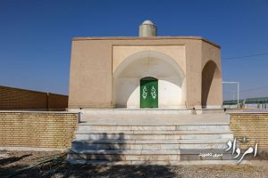 خواجه خضر اله آباد از پیرانگاه‌های زرتشتیان جایگاه نیایش