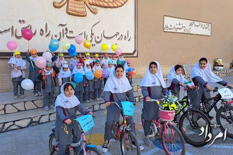 a991b063-5c2f-4c4c-b393-a5875dfc06c3