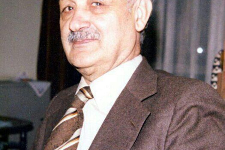 downs-life-abdolhosseinzarrinkoob97062401