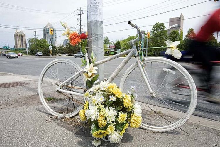 ghost_bike_a_reminder_roads_unsafe_forcyclists