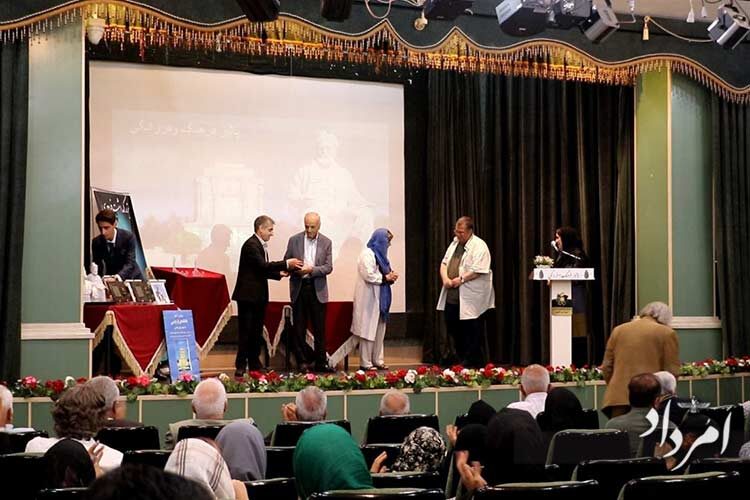 msg-850026369-1454987