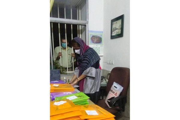 توزیع کتاب های دینی تهران ویژه دانش آموزان سازمان فروهر