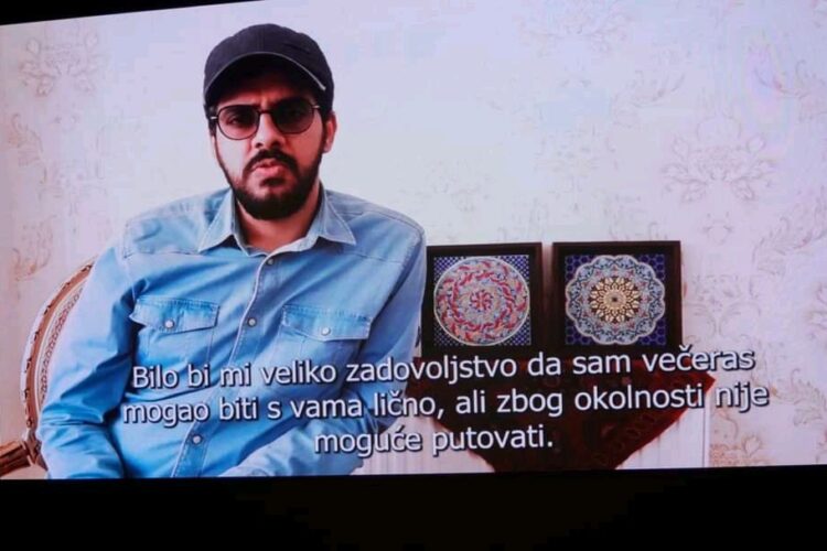 دهقان کارگردان مستند ایساتیس