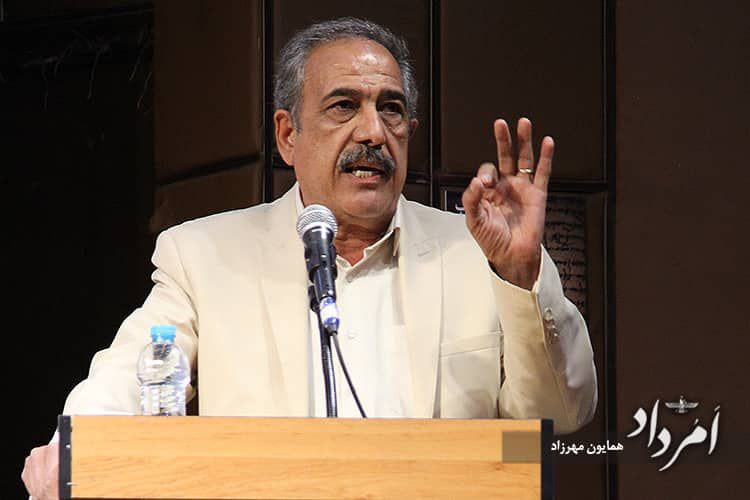 موبد کورش نیکنام