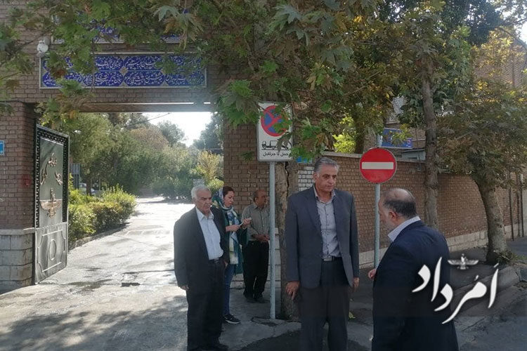 رستم باغ، مکان